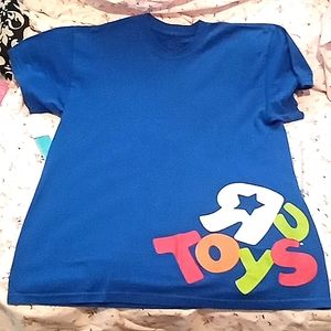 Toys R Us Employee T-shirt- Holidays 2014